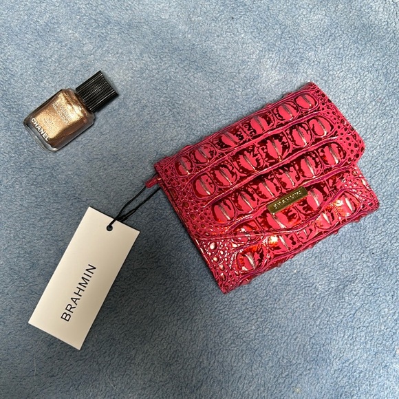 NWT red dragon Brahmin wallet - Picture 2 of 8